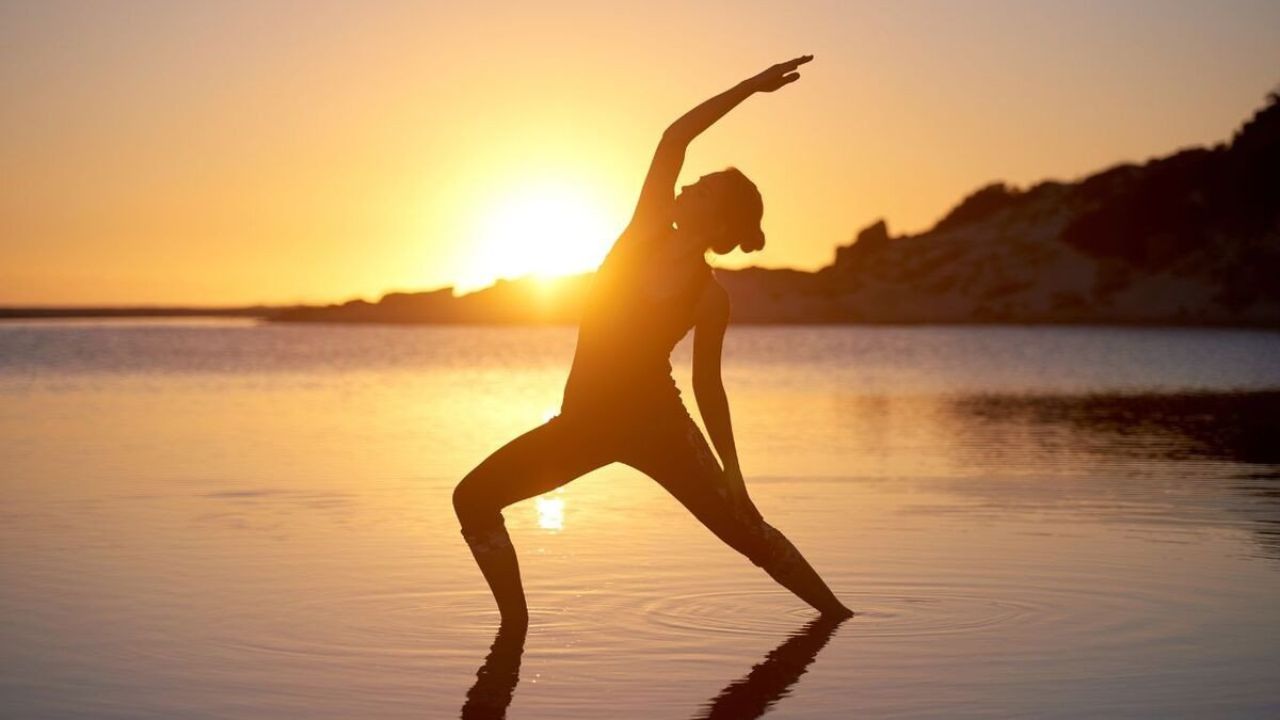 Renueva tu espíritu con yoga en cabo de palos Murcia