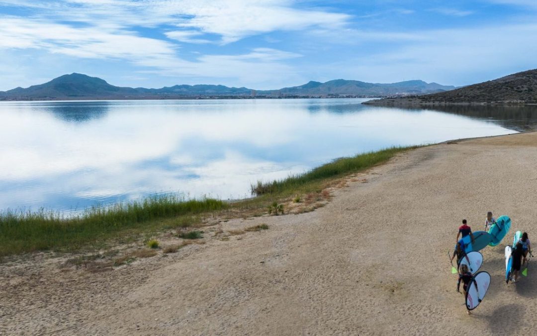 Escapadas acuáticas en la Costa Cálida: guía para principiantes